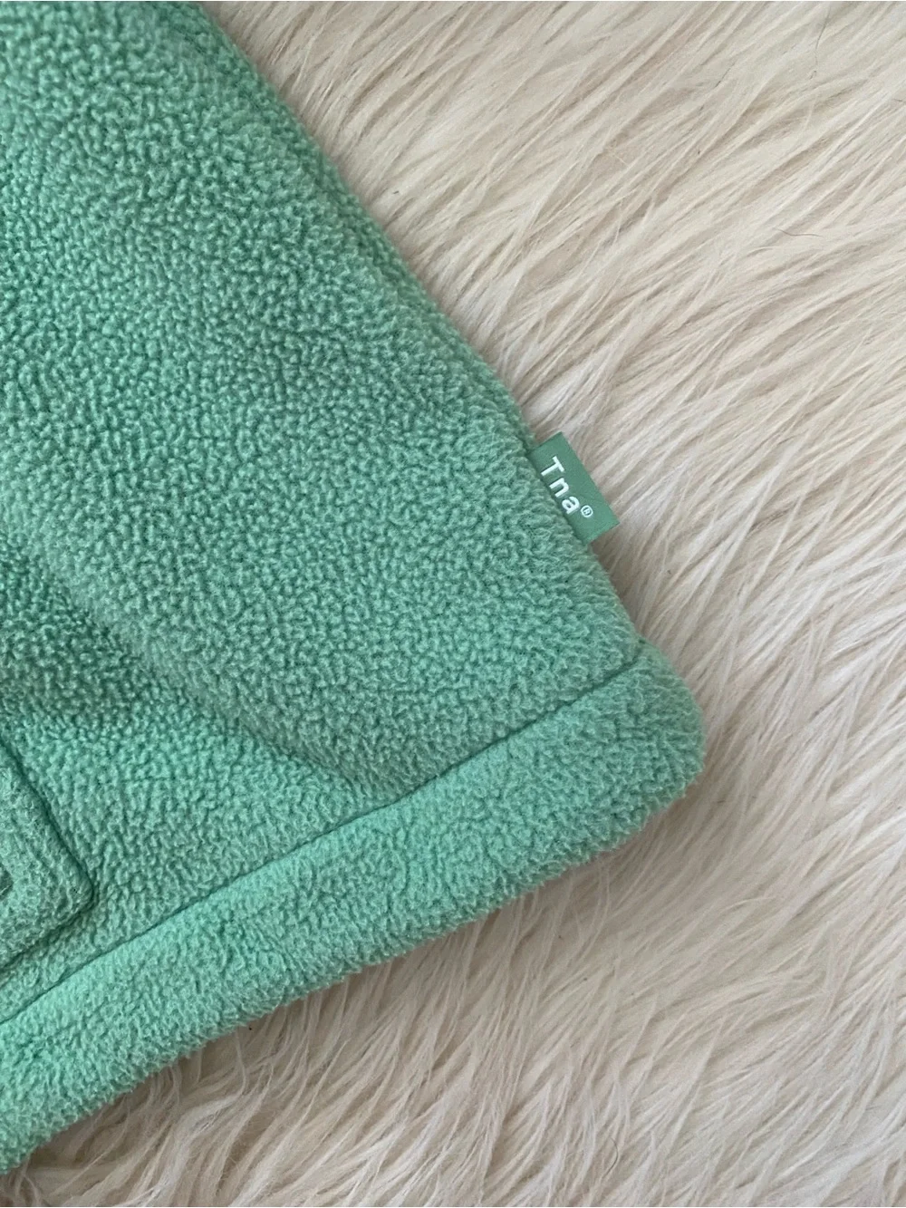 Aritzia TNA Lena Polar 1/2 Half Zip Fleece Sweater Pullover Light Green S - Picture 6 of 11